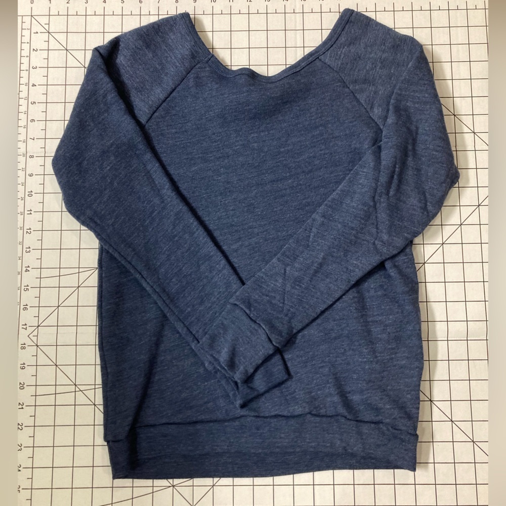 NWOT Obey Women’s XS Blue Sweatshirt